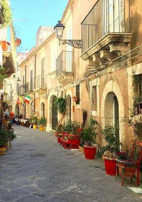شقة Delizia House Ortigia,Centro Citta, Vicino Al Mare سيراكوزا المظهر الخارجي الصورة